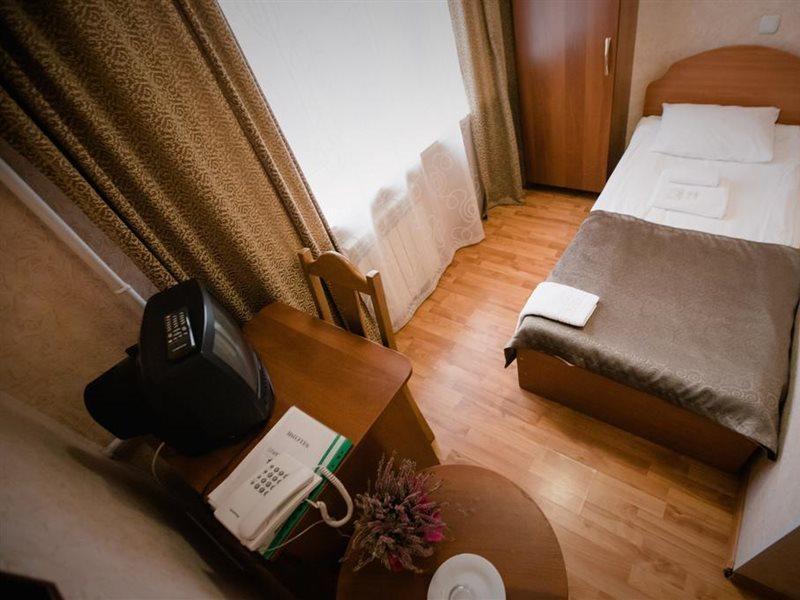 Holosiyvsky Hotel Kiev Exterior foto
